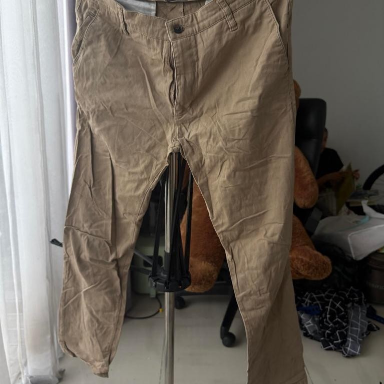 Celana Panjang Chino Pria MOC Original Khaki Cokelat Muda Size 30 Mulus