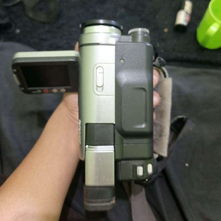 Sony DCR TRV285E