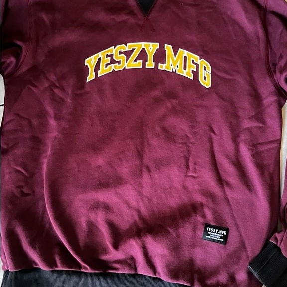 Sweater Yeszy MFG Size M