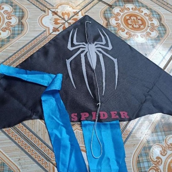 ARKATAMAMALL LAYANGAN MOTIF SPIDER LAYANG LAYANG KAIN PANTAI TERLARIS