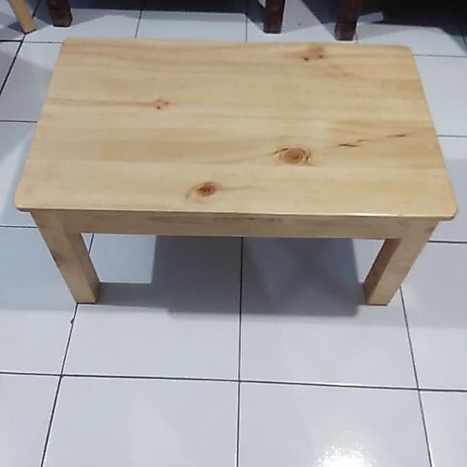 MEJA LESEHAN 60X40X30