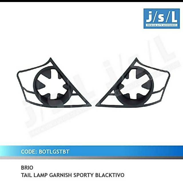 Garnish lampu belakang Brio 2012-2015/ tail lamp garnish Hitam & Chrome  jsl