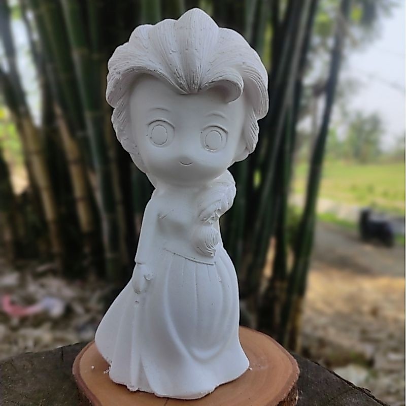 patung gypsum lukis celengan Elsa