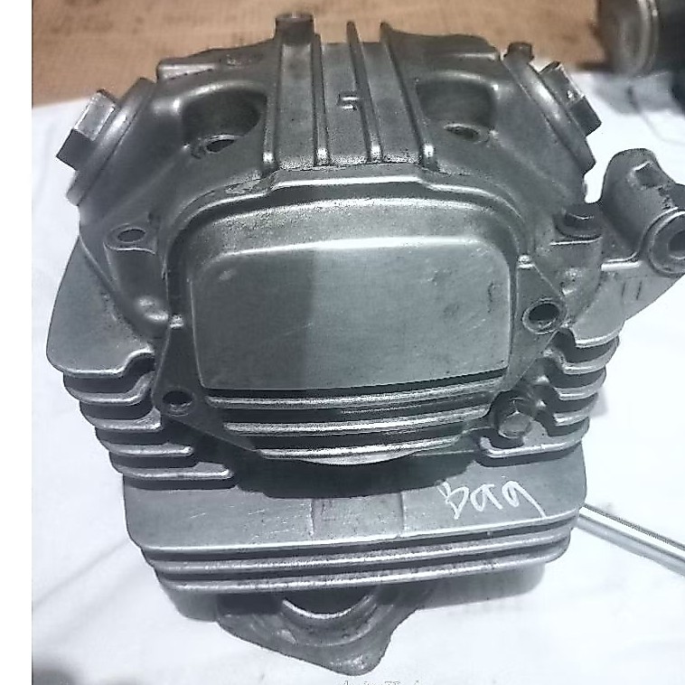 KOP MEGAPRO PRIMUS HEAD MEGAPRO HIU MP LAMACYLINDER HEAD MEGAPRO PRIMUS ORIGINAL COPOTAN MOTOR