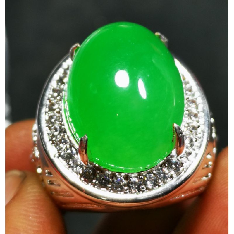Cincin Giok Green Natural Dengan Zircon Mewah