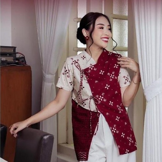 [] Rianty Batik Premium Wanita Lunar Years x Yovie Agustina Atasan Blouse Cheongsam Merah Areeya Mar