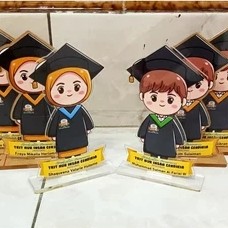 Plakat Wisuda Vandel Wisuda Plakat Akrilik Vandel Akrilik Mini / Piala Acrylic custom