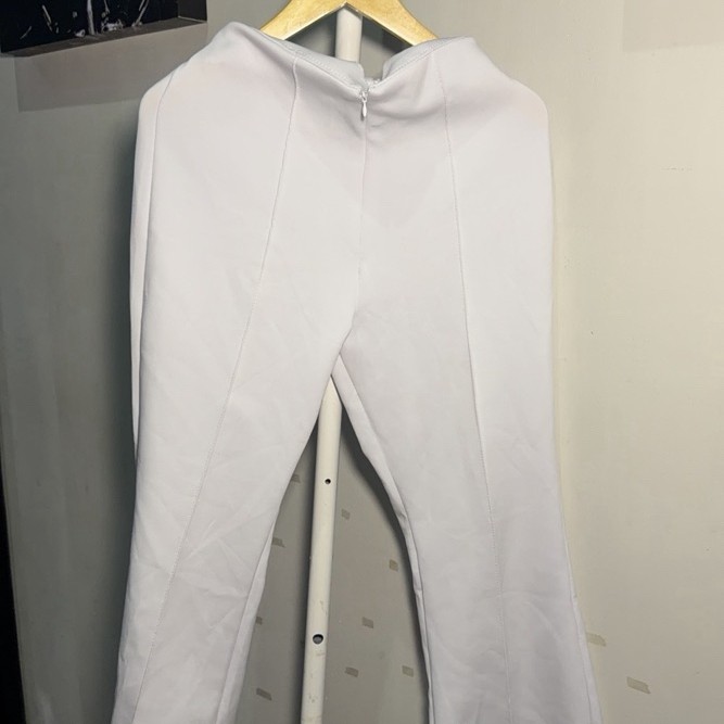 CELANA CUTBRAY PUTIH