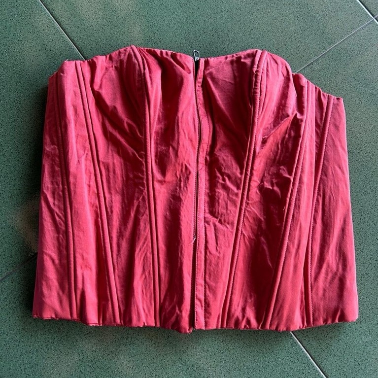 Kamisol (Korset) wanita