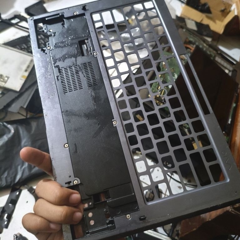 frame keyboard palmres laptop sony Vaio Duo 11 SVD112  ori