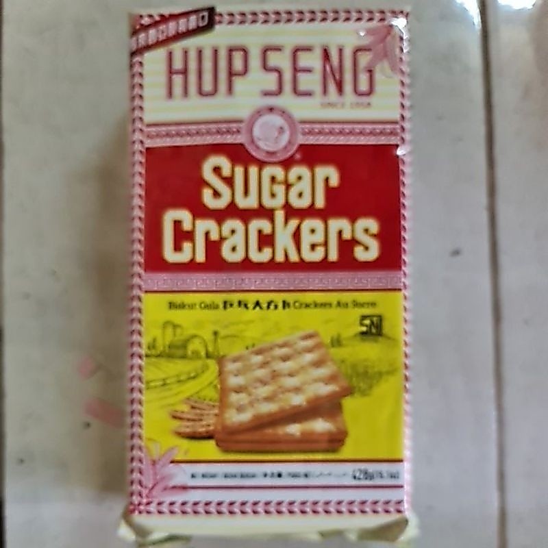BISKUIT HUP SENG MALAYSIA  CREAM CRACKERS DAN SUGAR CRACKERS