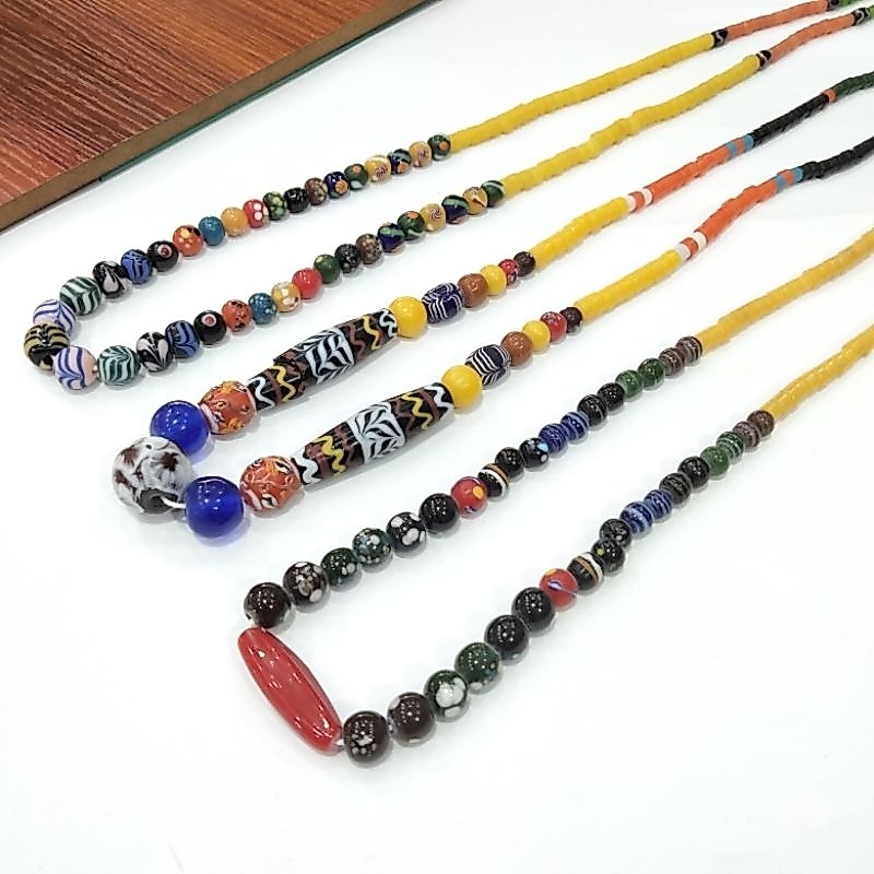 Kalung Lamiang Manik Manik Dayak