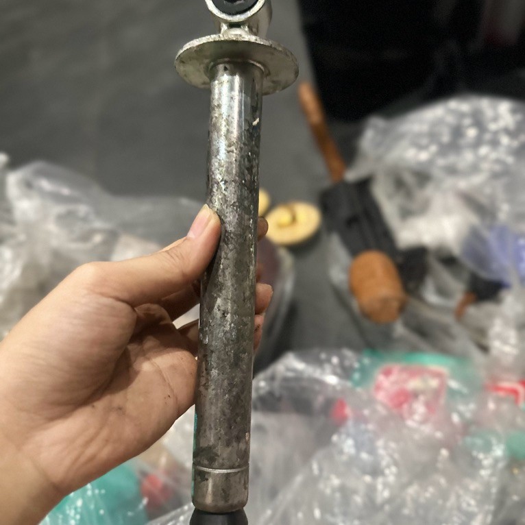 Hidrolik Shock Belakang Beat FI