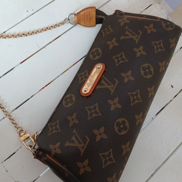 Monogram LV Eva Pochette 2008 Preloved