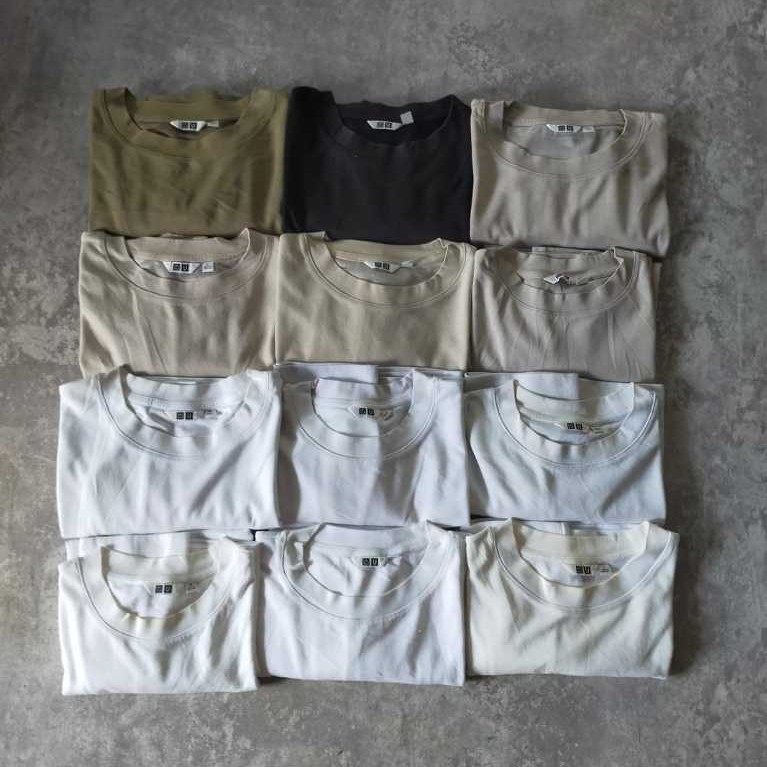 KAOS UNIQLO AIRSM