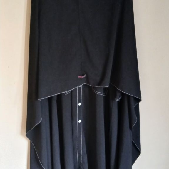 Gamis hitam PL