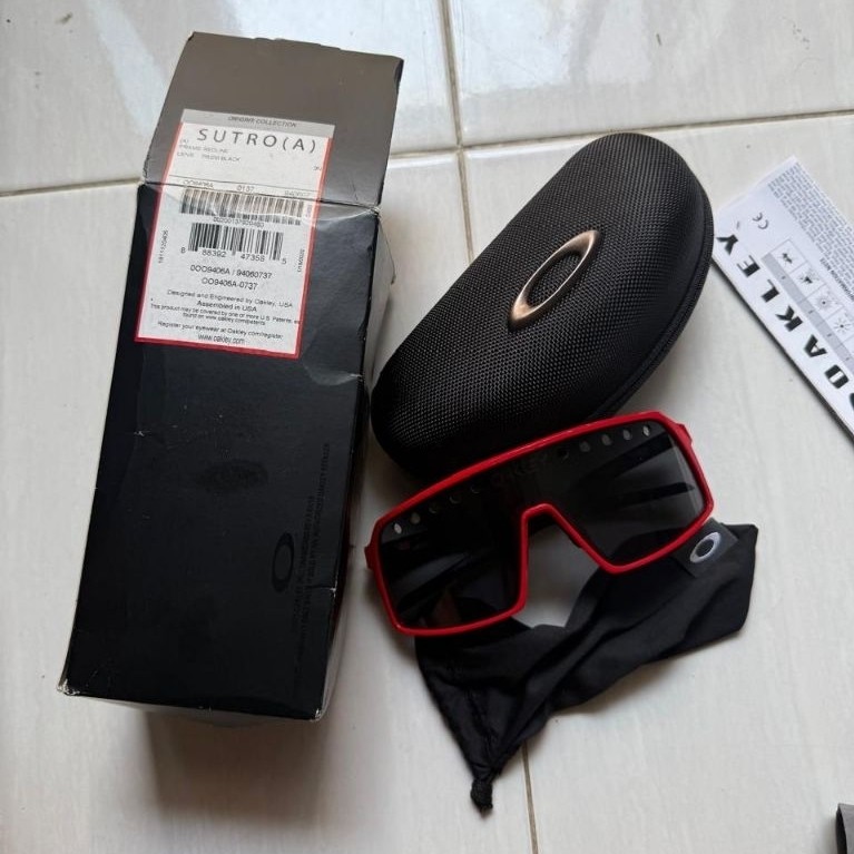 Oakley Sutro