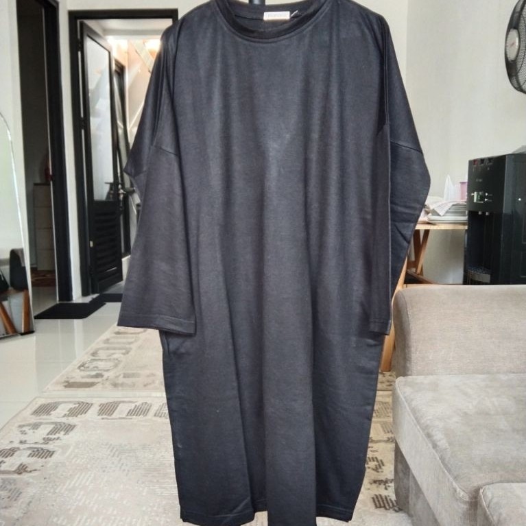 PRELOVED TUNIC MERK MAHARA