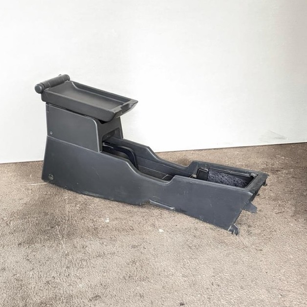 Console consol konsol box Nissan Xtrail X-Trail T30 original copotan