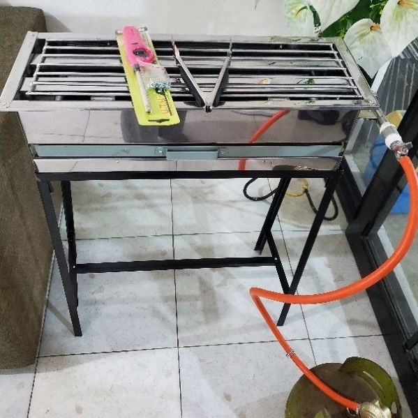 Panggangan Gas 2 Tungku 65x25 cm dengan Kaki, Selang Regulator, Free Capitan - Bakaran Sate dan Ayam