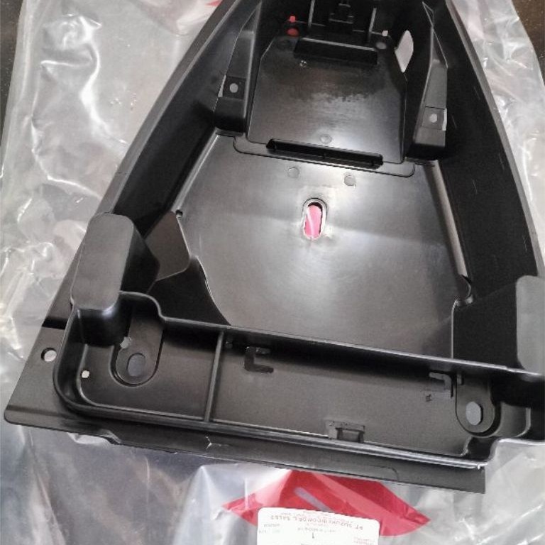 BOX BAGASI JOK SUZUKI SKYDRIVE 125 ORIGINAL SGP