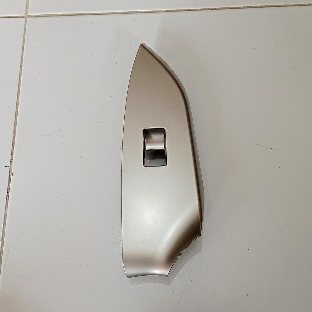 panel power window Innova reborn "KIRI"