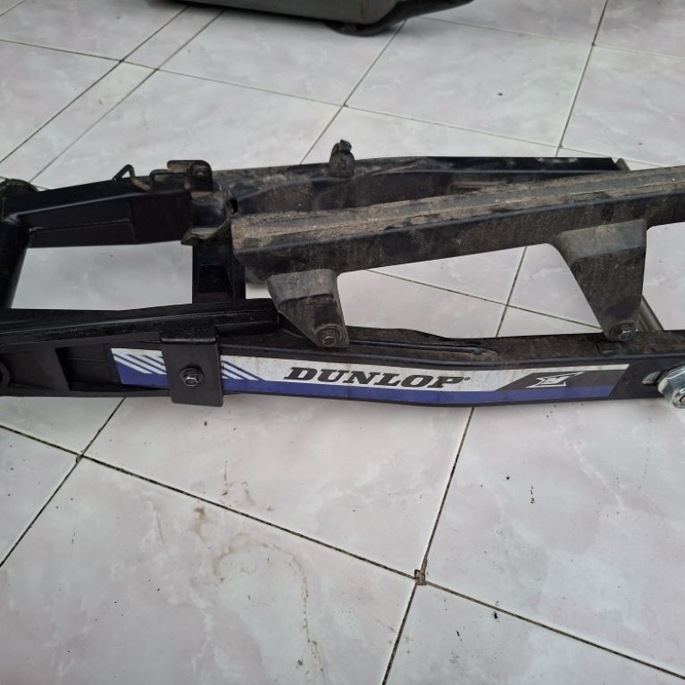 SWING ARM YAMAHA WR 155 COPOTAN LENGAN AYUN YAMAHA WR155 ORIGINAL COPOTAN