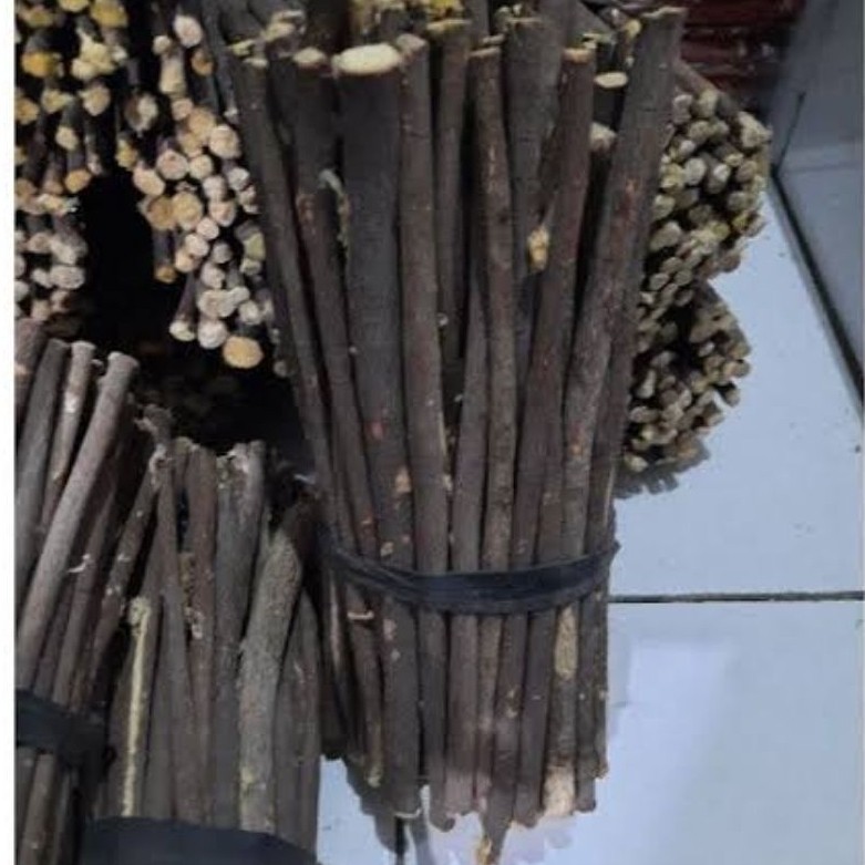 SIWAK HITAM JUMBO AKAR ZAITUN