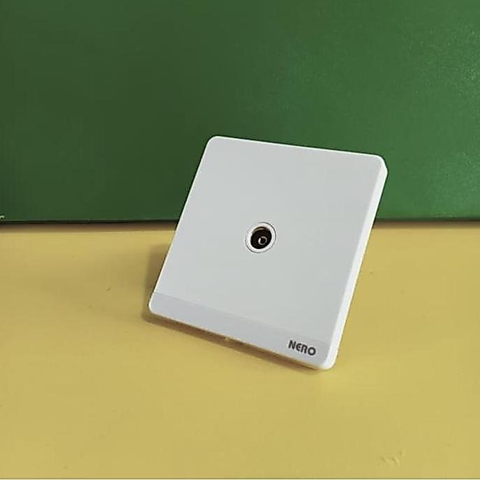 OUTLET TV NERO TIPE DECORA PUTIH. Saklar TV NERO putih.Outlet tv putih