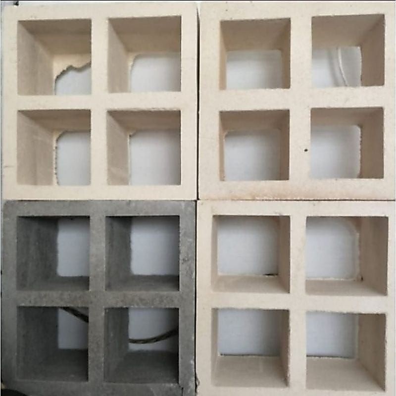 Cetakan Roster Fiberglass motif dadu 20×20