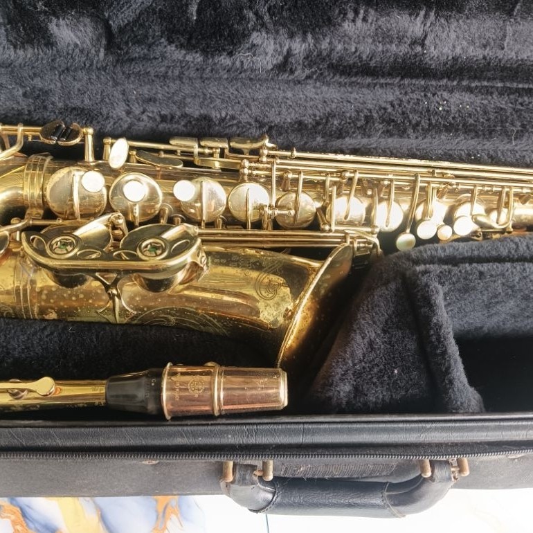saxophone selmer as 110