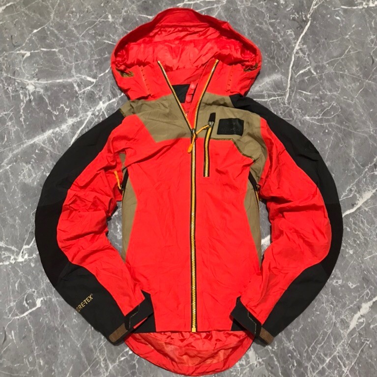 Jaket Outdoor Eider Goretex Gorpcore