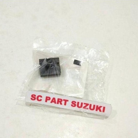 Clip kancing grill kecil suzuki vitara escudo sidekick.