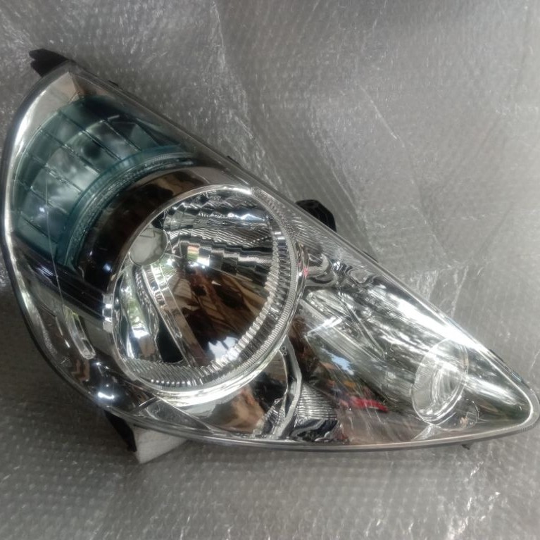 lampu depan Honda jazz 2005/2008