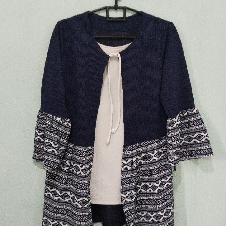~PRELOVED~ Blouse Wanita Biru Dongker Motif Batik