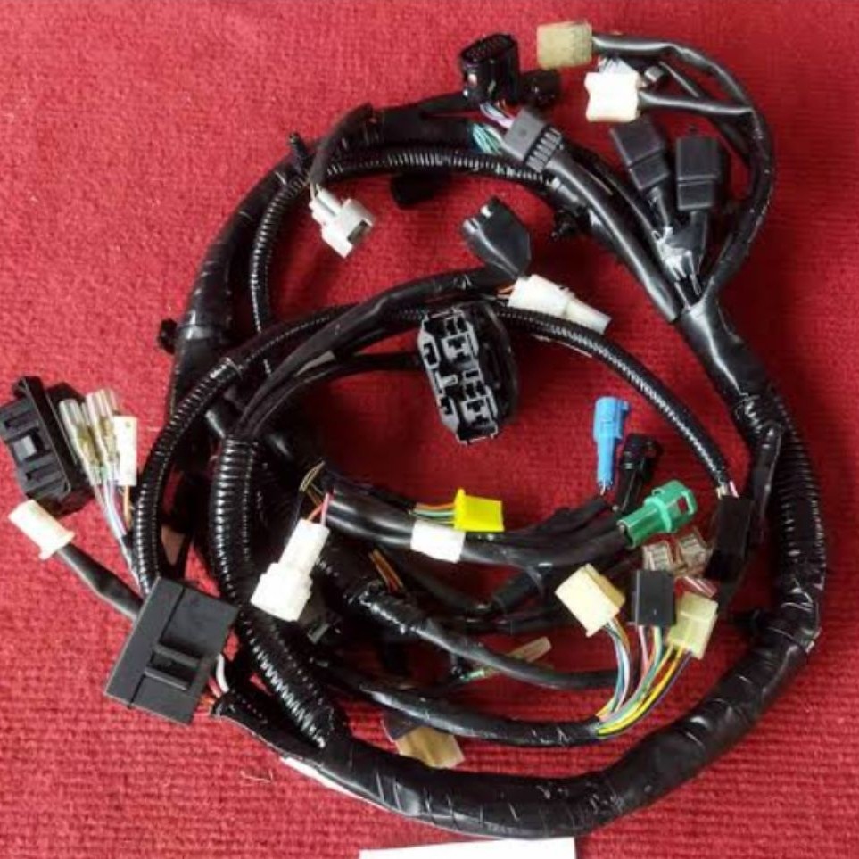 kabel body Gsx r150