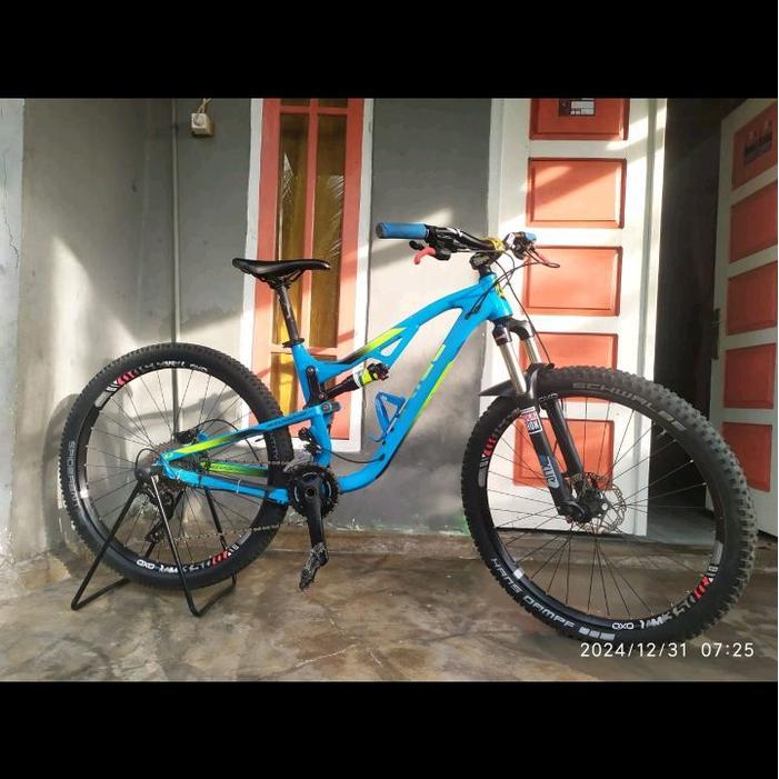 DISKON 65 % sepeda gunung thrill rico