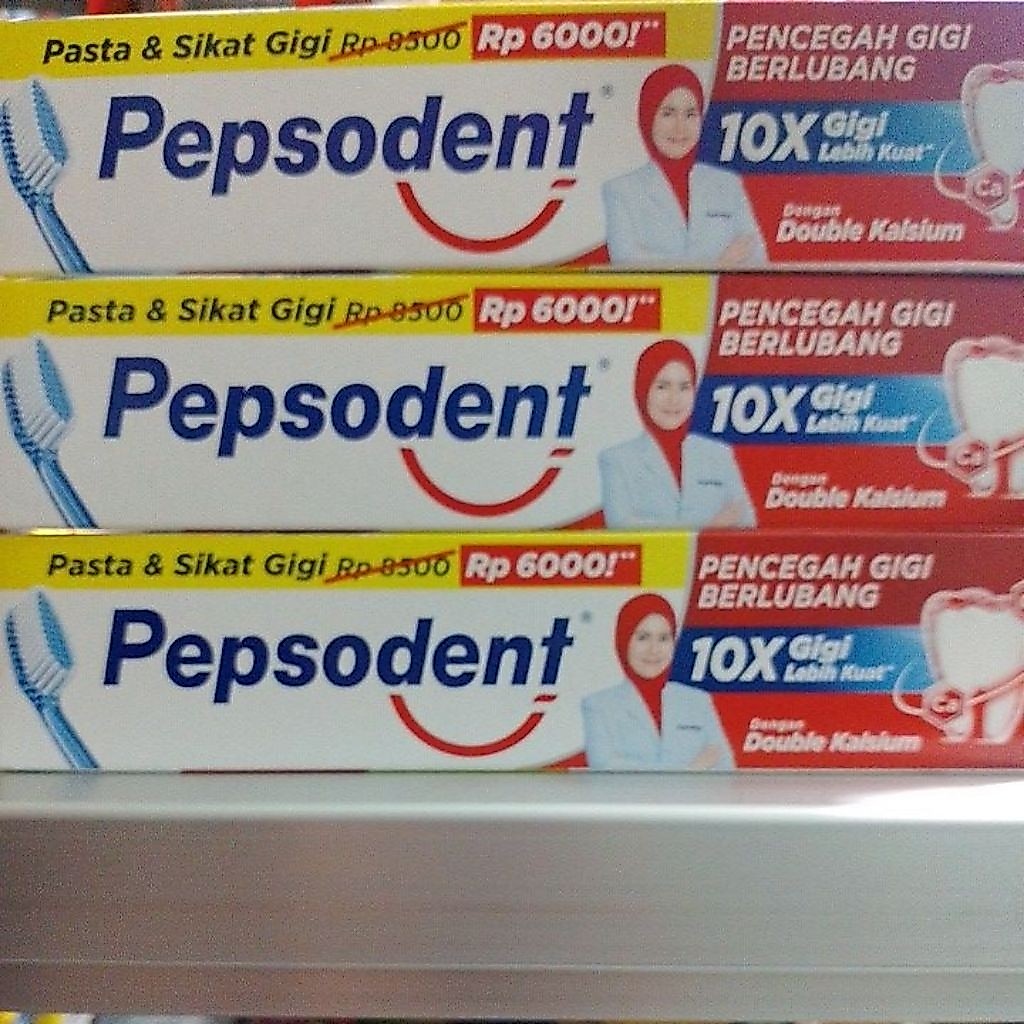 pasta gigi pepsodent gratis sikat gigi