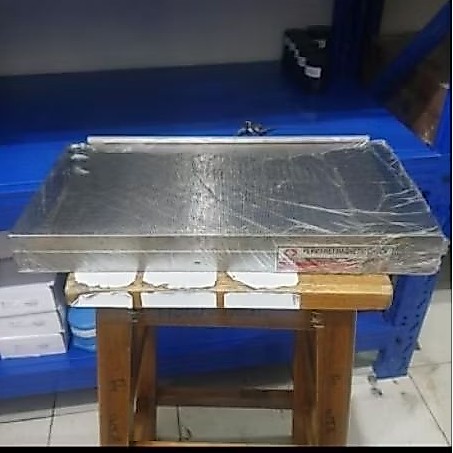 MEJA MAGNET SIZE 200 X 400 MANUAL MEJA MAGNET
