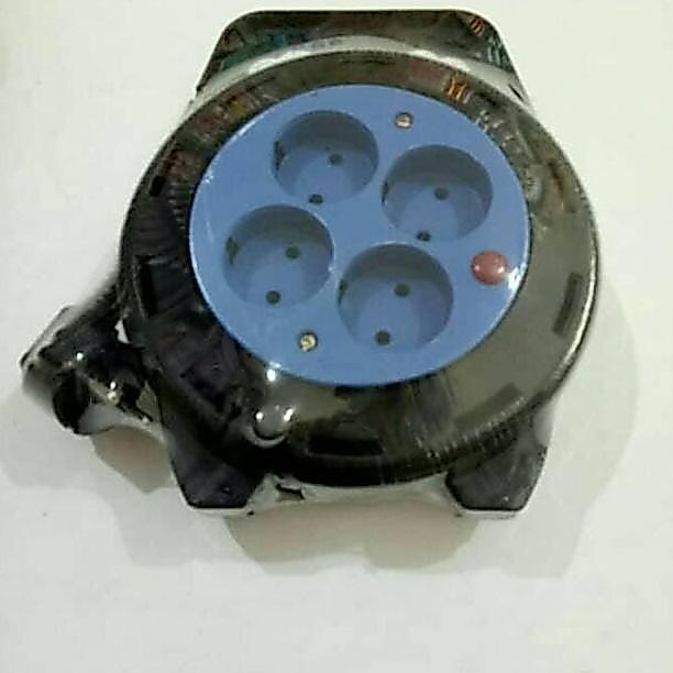 Bijuli- Kabel Roll Terminal Colokan Listrik 4 Lubang Type 15 Panjang Kabel 10 Meter