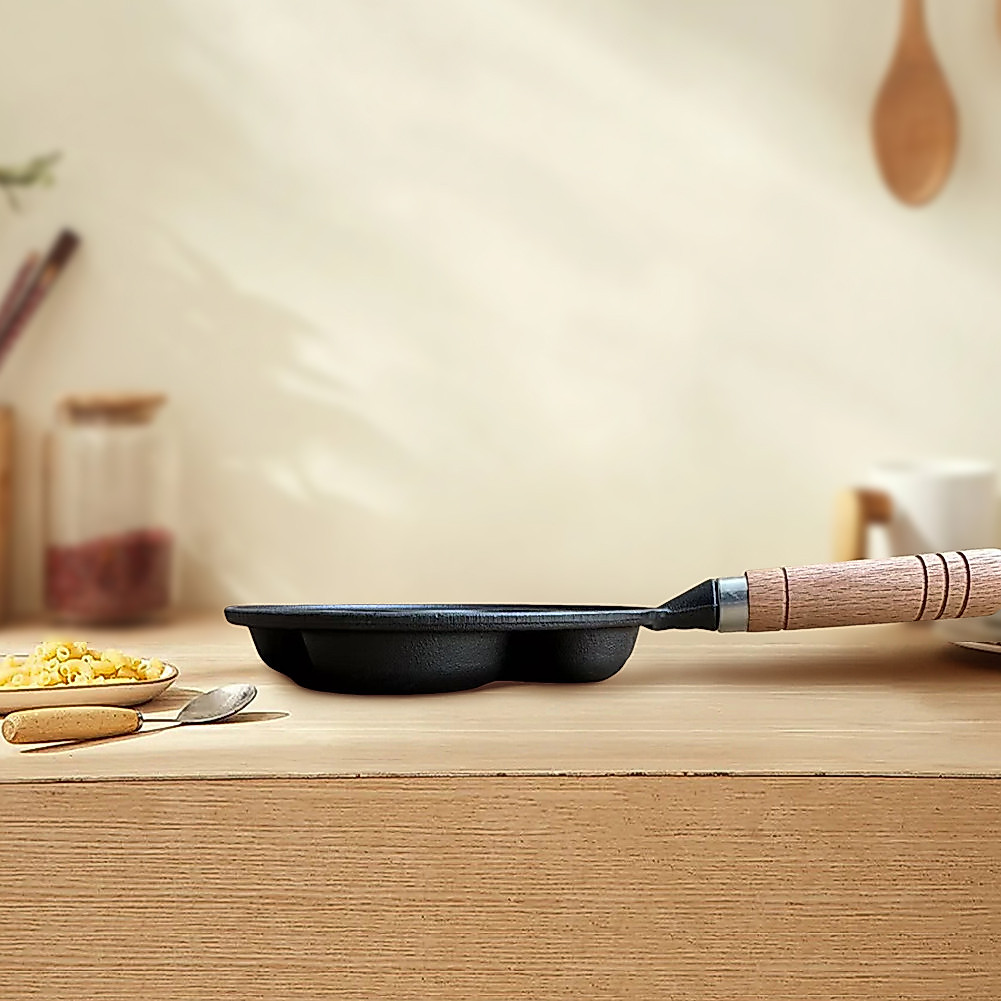 4 Hole Omelet Pan Egg Frying Pan Nonstick Omelette Skillet Granite Coating Divided Egg Omelet Pan