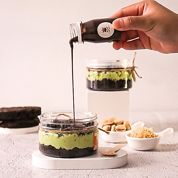 Dubai Chocolate Kunafa Pistachio Cake Dessert Jar by Miss Ogura