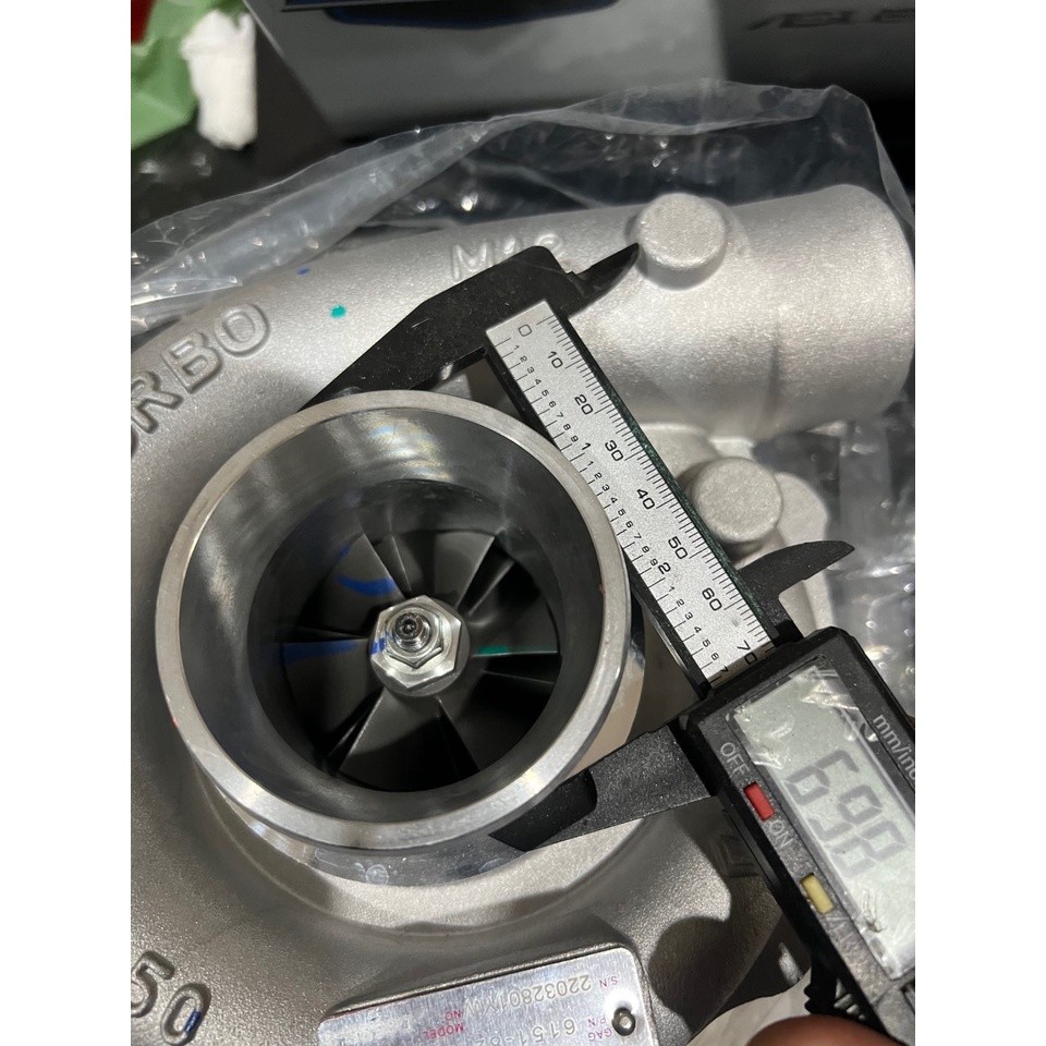 Turbo Garrett D85SS-2 D85 6151-81-8500 6151-82-8500 6151-81-8050 6D125