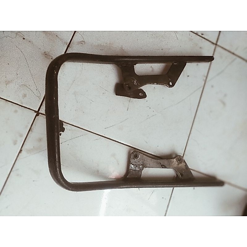 behel belakang Kawasaki Kaze r,original