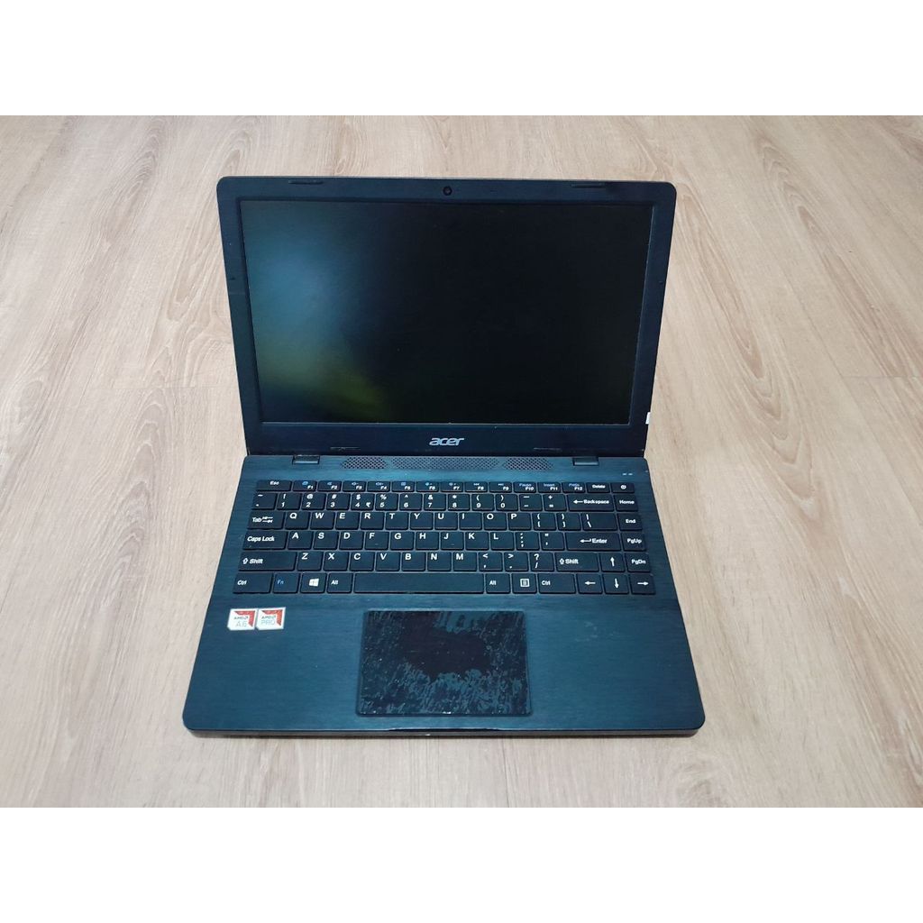 Acer Z3-451/8 AMD A8 7410 Ram 4GB HDD500GB