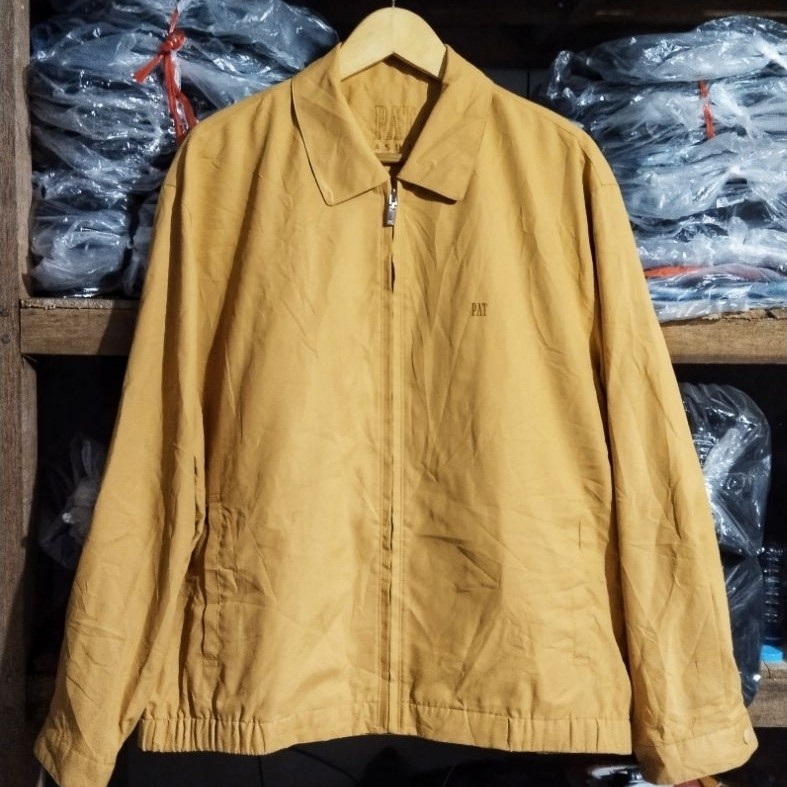 Jaket Kasual Berkerah PAT Casual