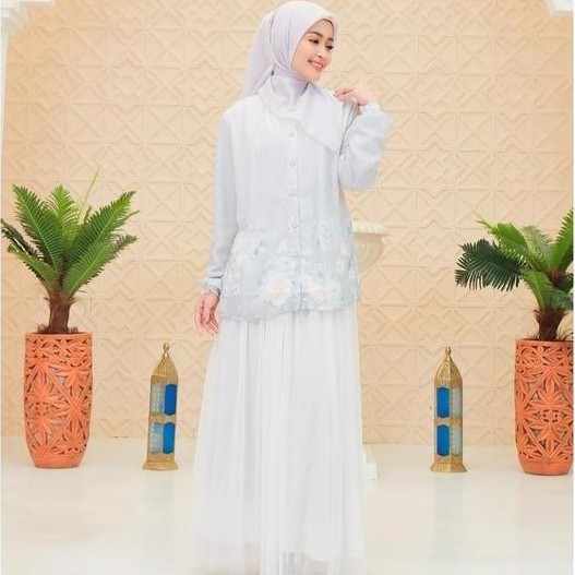 Keke Busana - Sage Sarimbit Couple Keluarga Lebaran 2026 Ria Ricis & Atap Gamis Koko