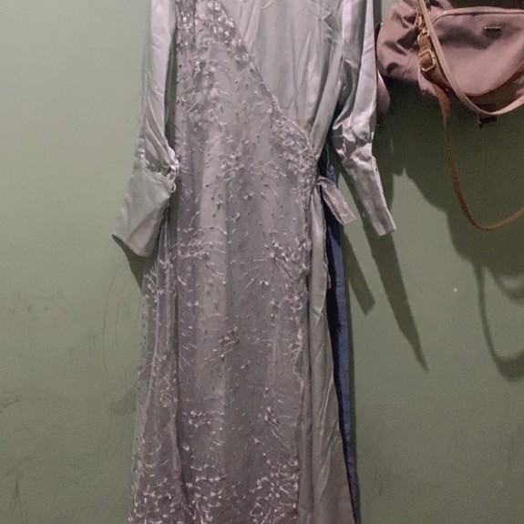 preloved gamis satin