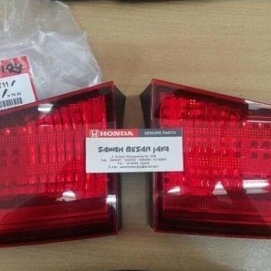 MIKA LAMPU REFLEKTOR BAGASI BELAKANG MOBILIO E S RS ORIGINAL BARU