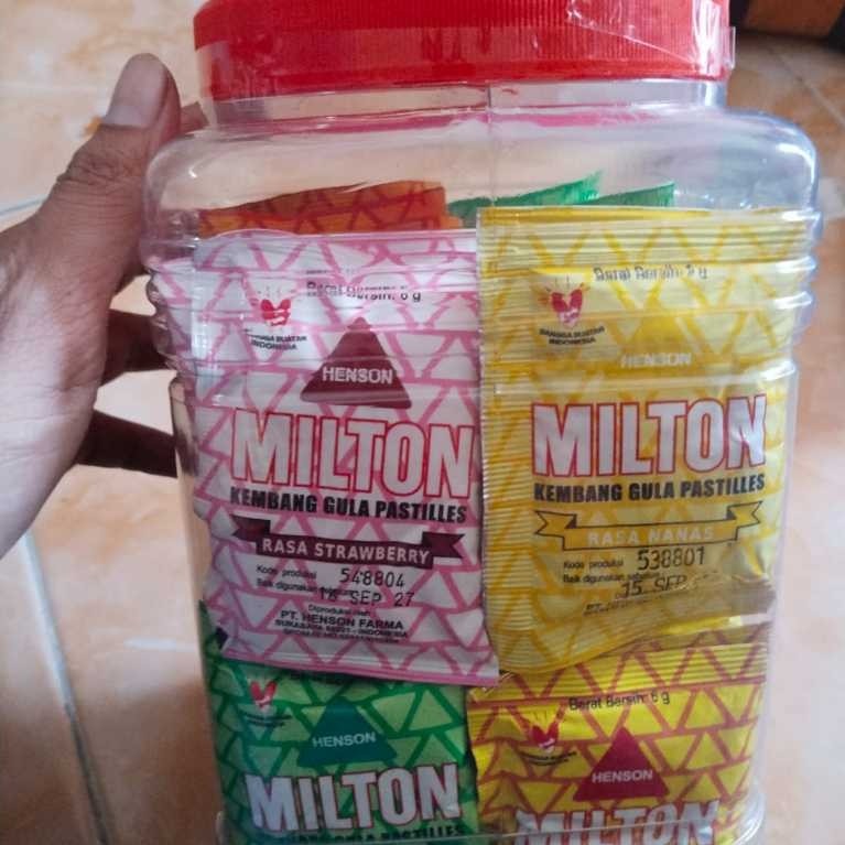 PERMEN MILTON 1 TOPLES 4 RASA ( ISI 60 BUNGKUS)